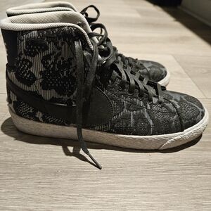 Women's Nike Mid Blazer Black High-Top Sneakers